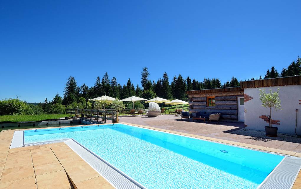 Wellness & Entspannung: Durchatmen. Abschalten. Eintauchen. - Natur- & Sporthotel Zuflucht