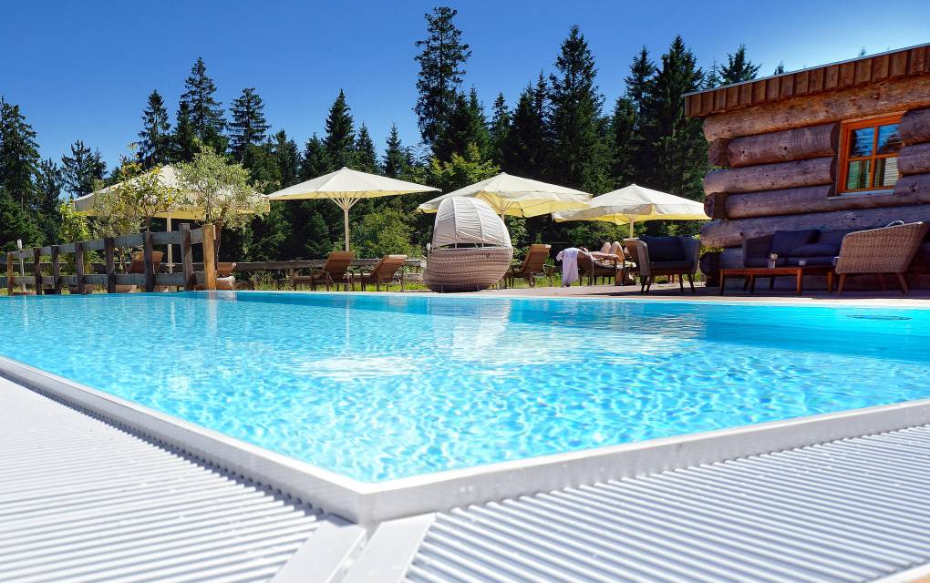 Im Berg Spa wird Erholung zum Naturzeit-Erlebnis: Wellness mit Weitblick - Natur- & Sporthotel Zuflucht