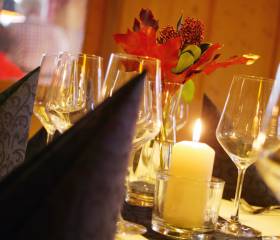 Feste feiern, wo Erinnerungen Wurzeln schlagen: Geburtstag, Hochzeit, Jubiläum - Natur- & Sporthotel Zuflucht