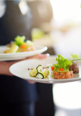 Gastgeberfamilie Ritter und das Zuflucht-Team freut sich auf Sie! - Natur- & Sporthotel Zuflucht